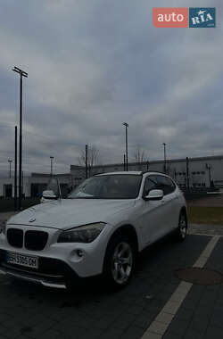 Внедорожник / Кроссовер BMW X1 2010 в Мукачево