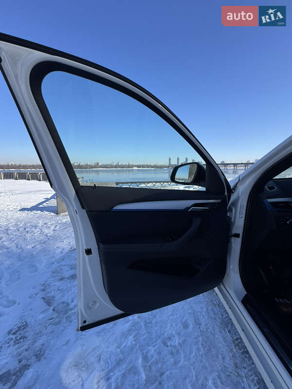 Позашляховик / Кросовер BMW X1 2022 в Києві фото 56 Позашляховик / Кросовер BMW X1 2022 в Києві