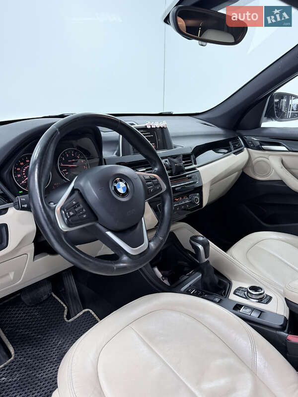 Внедорожник / Кроссовер BMW X1 2017 в Одессе фото 13 Внедорожник / Кроссовер BMW X1 2017 в Одессе