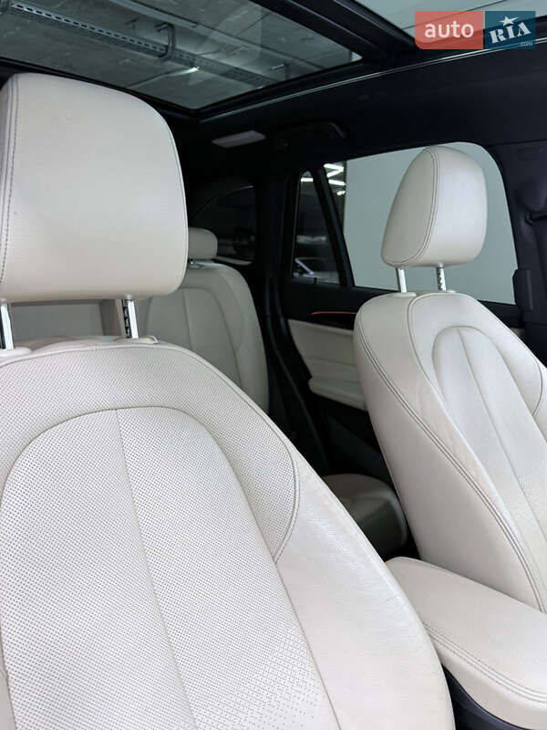 Внедорожник / Кроссовер BMW X1 2017 в Одессе фото 20 Внедорожник / Кроссовер BMW X1 2017 в Одессе