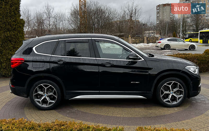 Внедорожник / Кроссовер BMW X1 2017 в Львове