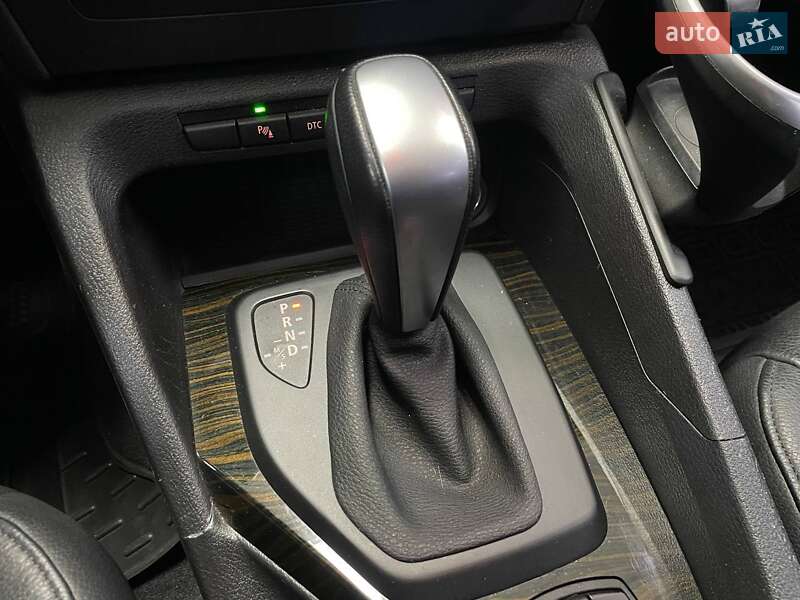 Позашляховик / Кросовер BMW X1 2011 в Києві