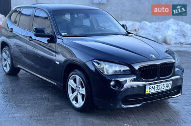 Внедорожник / Кроссовер BMW X1 2011 в Волочиске