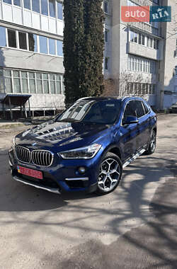 Внедорожник / Кроссовер BMW X1 2016 в Калуше