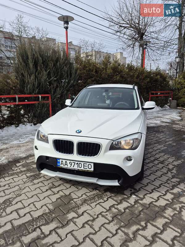 BMW X1 2011