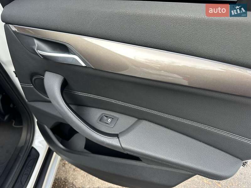 Позашляховик / Кросовер BMW X1 2020 в Києві