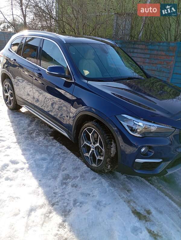 Позашляховик / Кросовер BMW X1 2018 в Києві