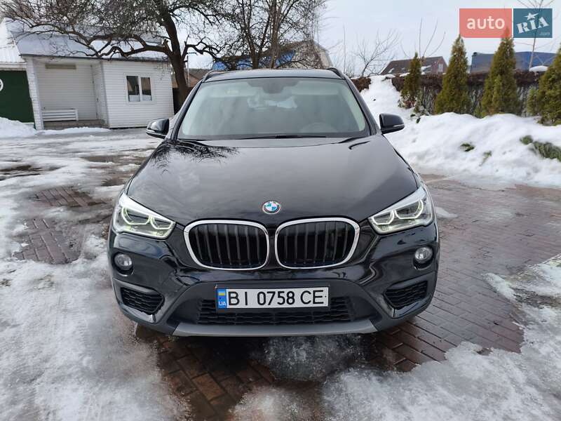Позашляховик / Кросовер BMW X1 2015 в Прилуках
