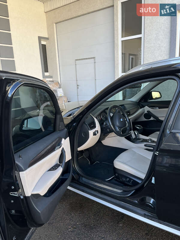 Позашляховик / Кросовер BMW X1 2015 в Рівному