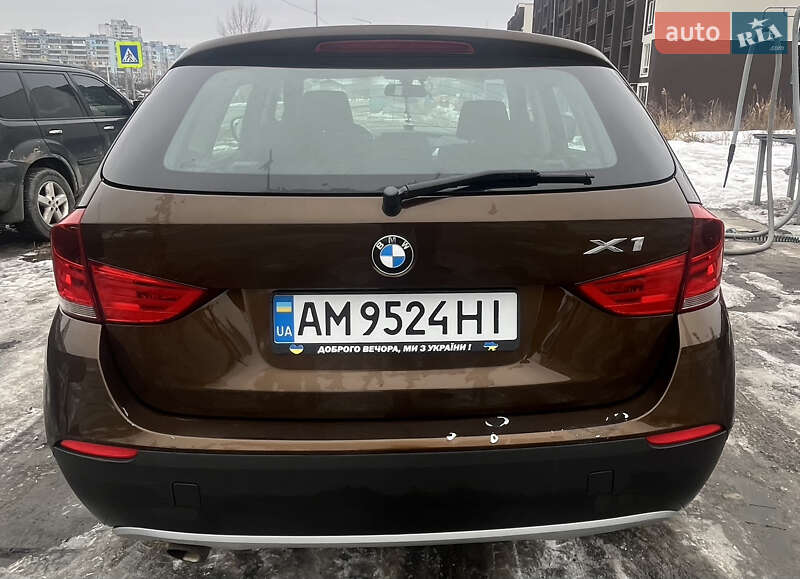 Позашляховик / Кросовер BMW X1 2011 в Києві