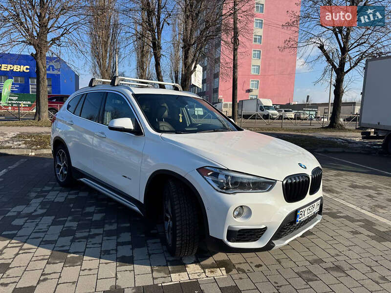 Внедорожник / Кроссовер BMW X1 2016 в Хмельницком