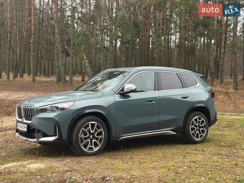 Внедорожник / Кроссовер BMW X1 2023 в Киеве