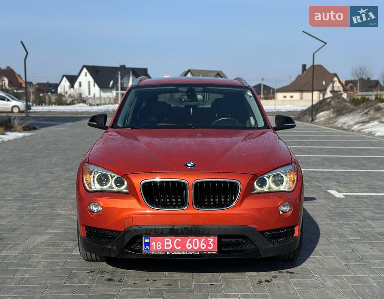 Внедорожник / Кроссовер BMW X1 2013 в Луцке