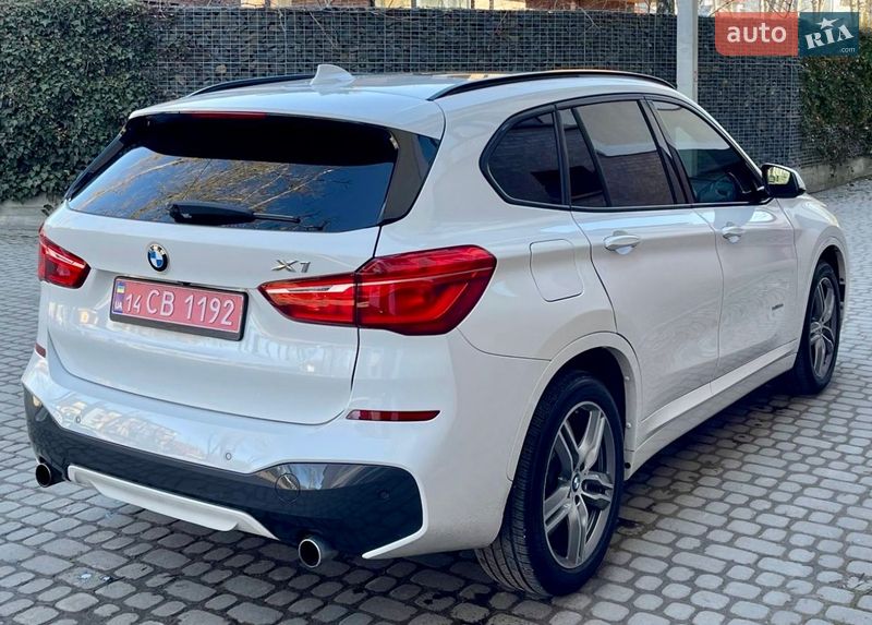 Внедорожник / Кроссовер BMW X1 2016 в Львове