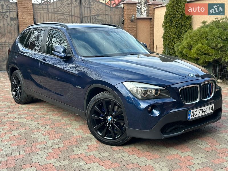 Внедорожник / Кроссовер BMW X1 2011 в Мукачево