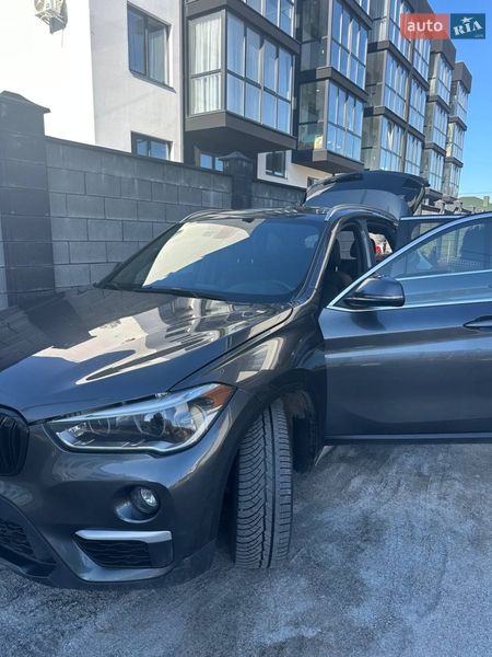 Внедорожник / Кроссовер BMW X1 2016 в Ровно