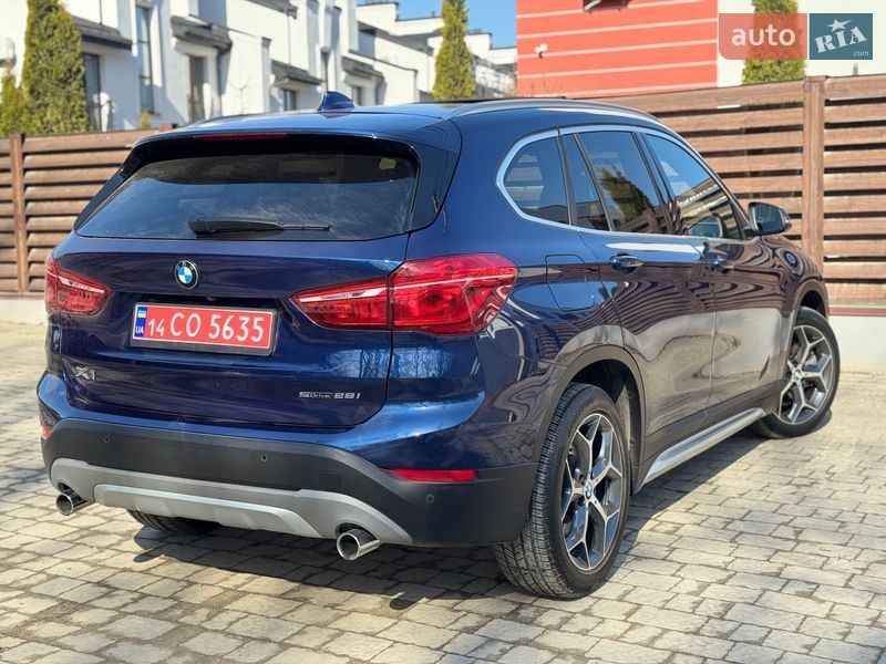 Внедорожник / Кроссовер BMW X1 2018 в Львове