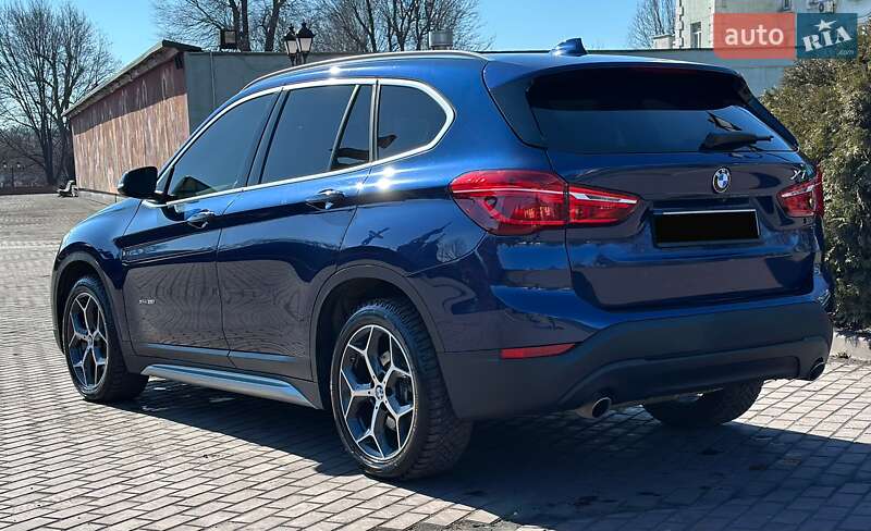 Внедорожник / Кроссовер BMW X1 2017 в Днепре