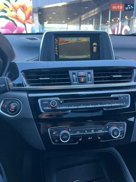 Внедорожник / Кроссовер BMW X1 2016 в Киеве