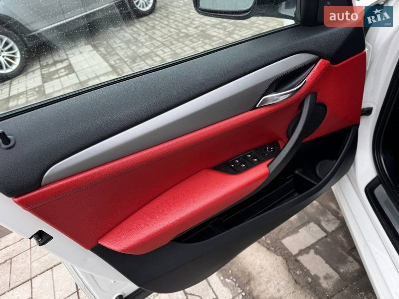 Внедорожник / Кроссовер BMW X1 2013 в Днепре