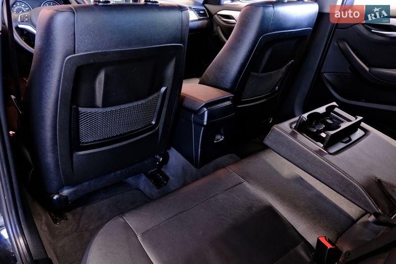 Внедорожник / Кроссовер BMW X1 2015 в Одессе