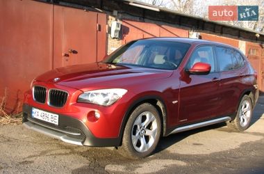 Внедорожник / Кроссовер BMW X1 2010 в Киеве