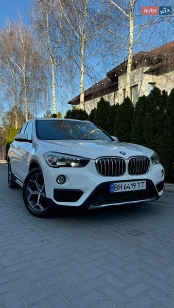 Внедорожник / Кроссовер BMW X1 2015 в Одессе