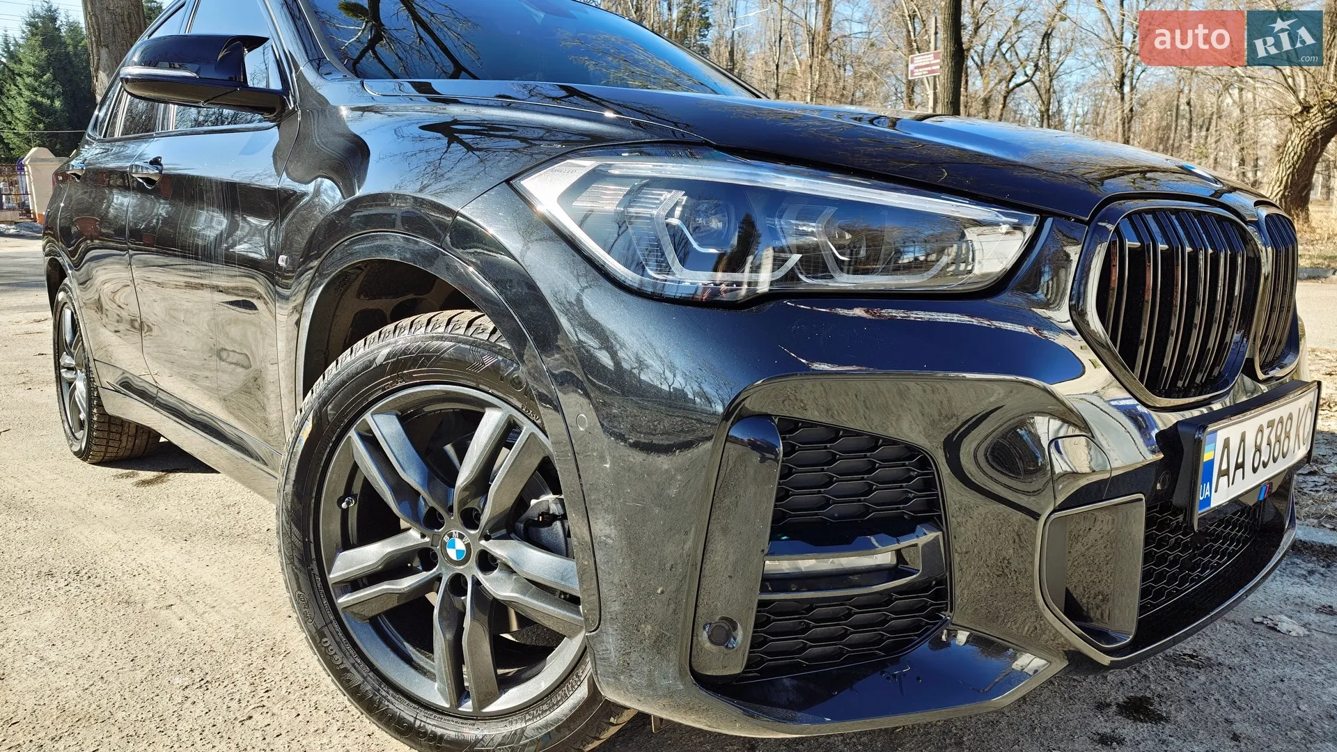 2022 BMW X1 - фото 1
