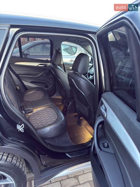 Внедорожник / Кроссовер BMW X1 2016 в Виннице