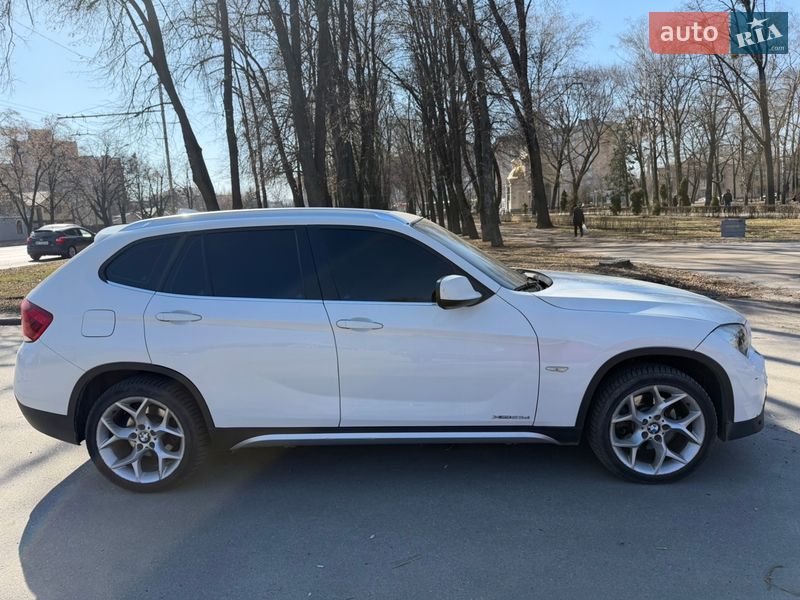 Позашляховик / Кросовер BMW X1 2011 в Полтаві