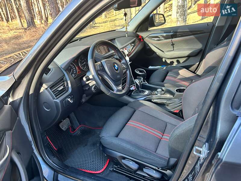 Внедорожник / Кроссовер BMW X1 2014 в Чернигове