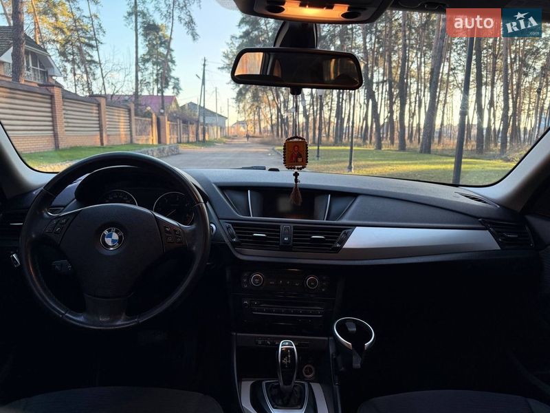 Внедорожник / Кроссовер BMW X1 2012 в Чернигове