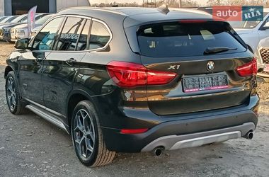 Внедорожник / Кроссовер BMW X1 2015 в Луцке