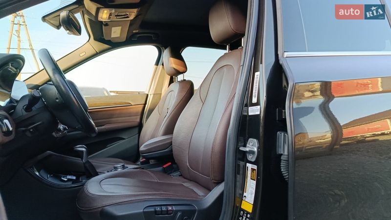 Внедорожник / Кроссовер BMW X1 2015 в Луцке