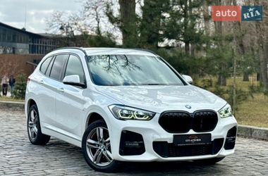 Внедорожник / Кроссовер BMW X1 2022 в Киеве