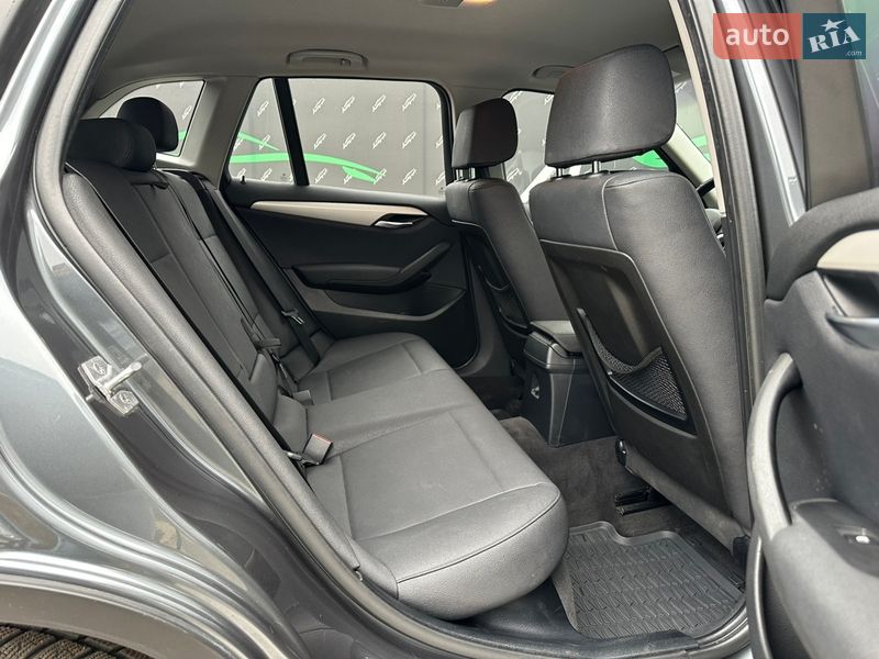 Позашляховик / Кросовер BMW X1 2012 в Києві