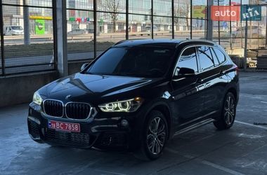 Внедорожник / Кроссовер BMW X1 2018 в Дубно