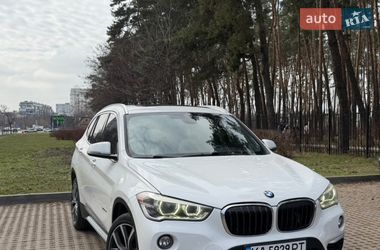 Внедорожник / Кроссовер BMW X1 2017 в Киеве