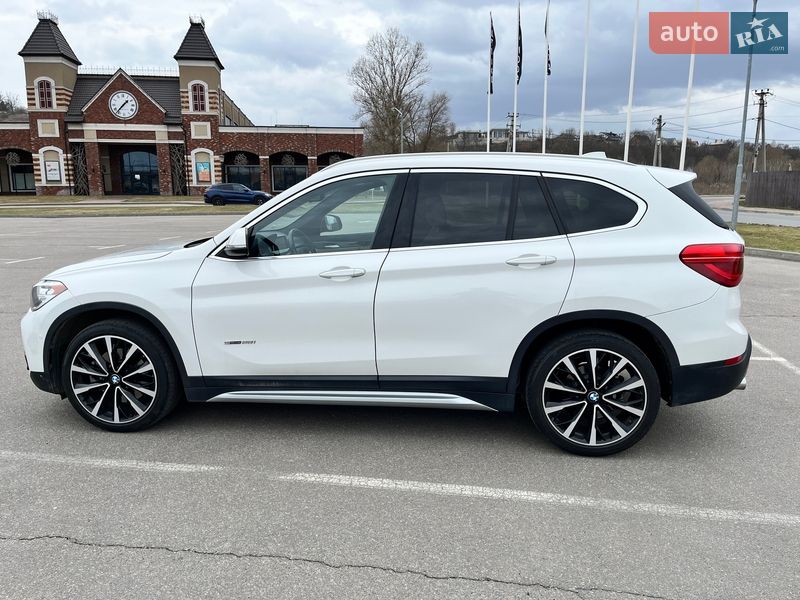 Внедорожник / Кроссовер BMW X1 2018 в Киеве