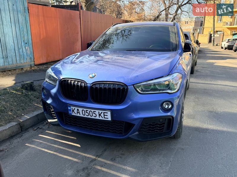 Внедорожник / Кроссовер BMW X1 2016 в Киеве