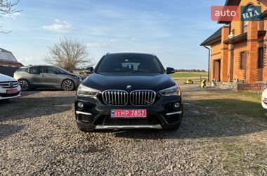 Внедорожник / Кроссовер BMW X1 2017 в Луцке