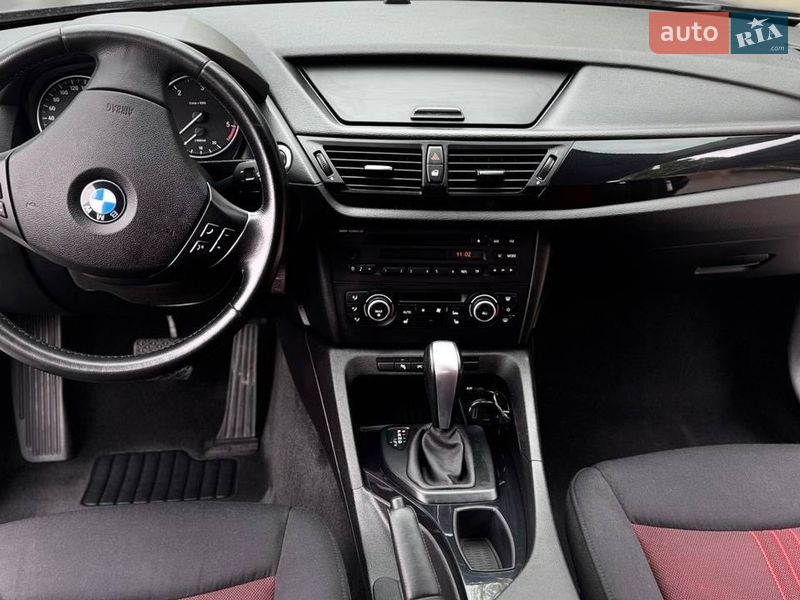 Внедорожник / Кроссовер BMW X1 2010 в Одессе
