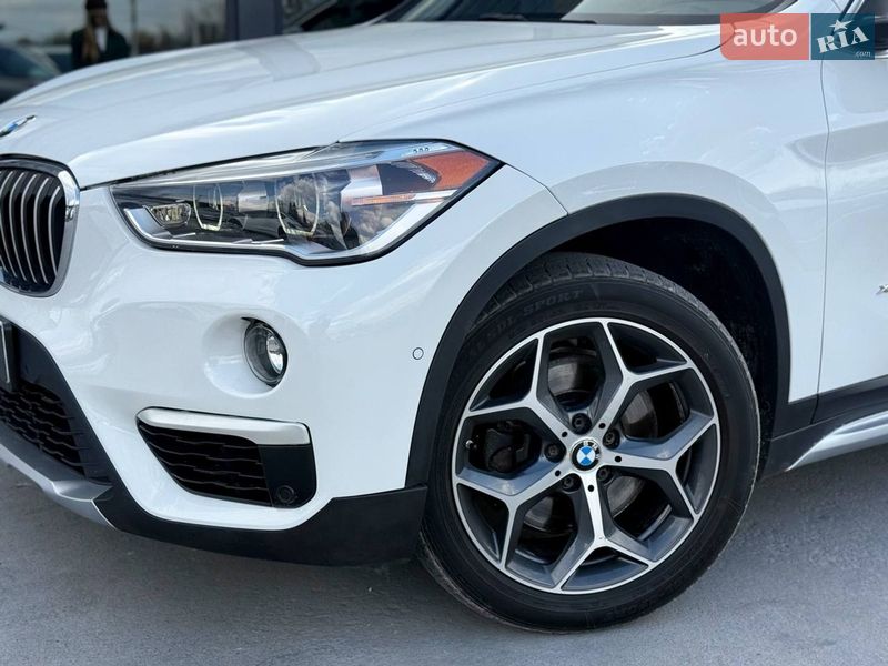 Позашляховик / Кросовер BMW X1 2017 в Рівному