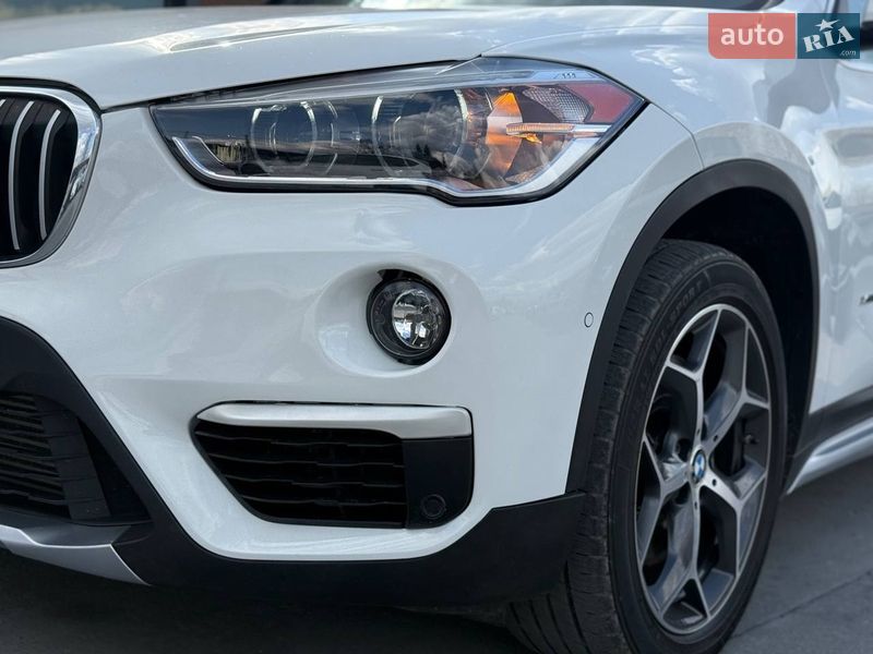 Позашляховик / Кросовер BMW X1 2017 в Рівному