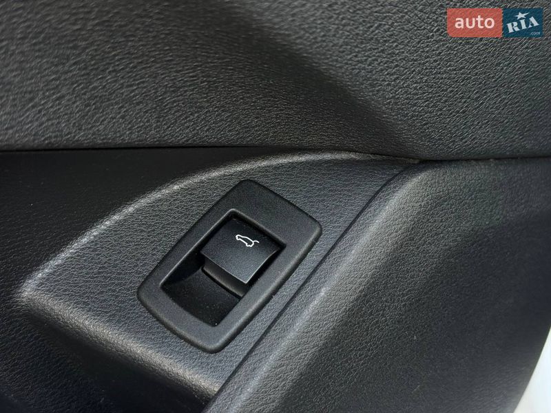 Позашляховик / Кросовер BMW X1 2017 в Рівному