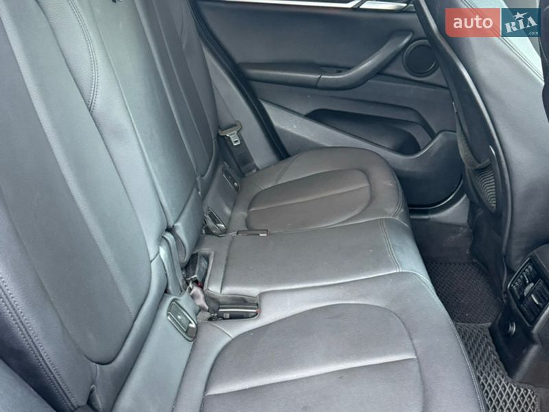 Позашляховик / Кросовер BMW X1 2017 в Ковелі