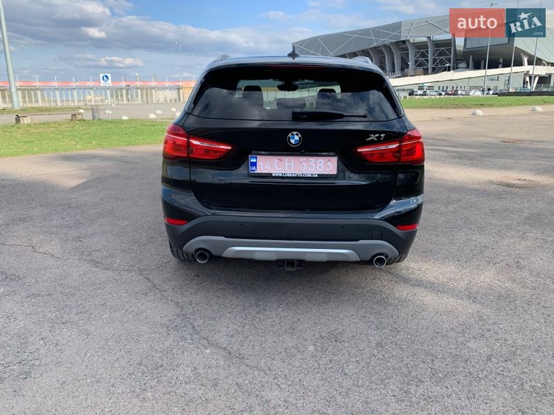 Внедорожник / Кроссовер BMW X1 2016 в Львове