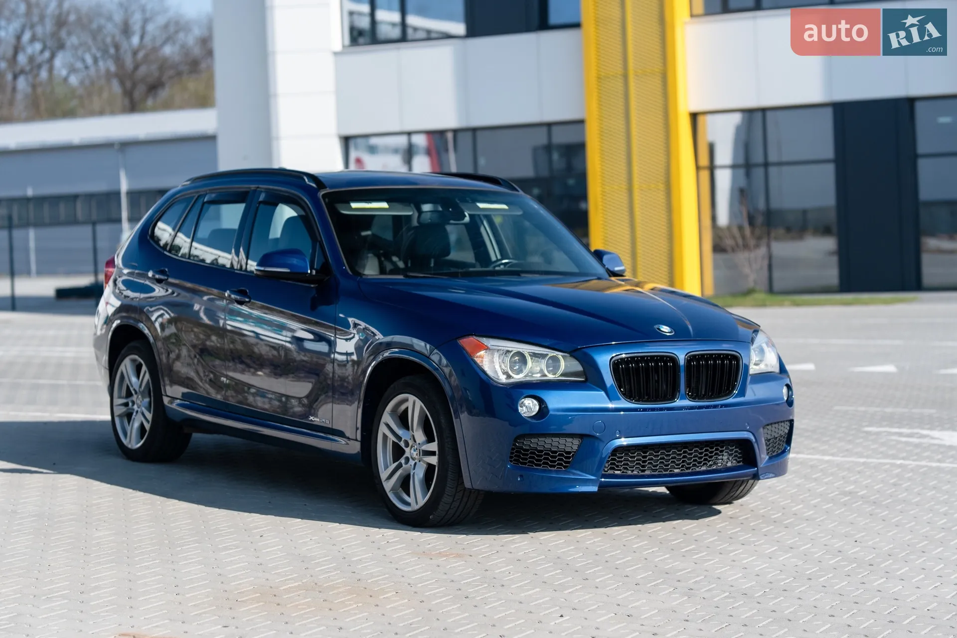 2015 BMW X1 - мініатюра 3