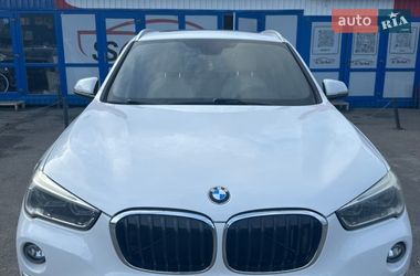 Внедорожник / Кроссовер BMW X1 2017 в Киеве