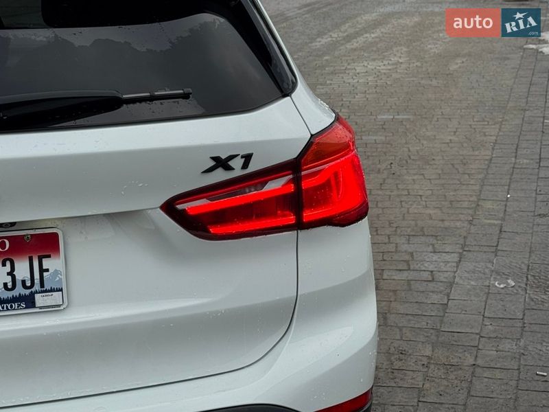 Внедорожник / Кроссовер BMW X1 2016 в Коломые